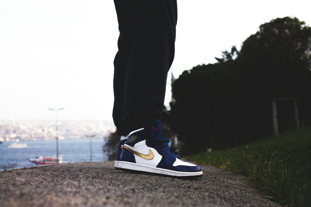 Jordan 1 Travis Scott